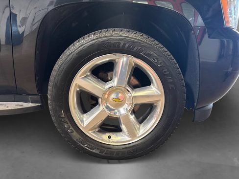 Used 2013 Chevrolet Tahoe LTZ AWD/4WD image 23