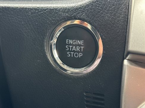 Used 2024 Toyota 4Runner SR5 image 23