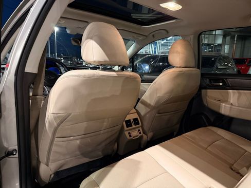 Used 2018 Subaru Outback 2.5i Limited image 14