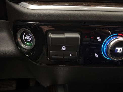 Used 2023 GMC Sierra 1500 Elevation w/ Elevation Premium Package image 40