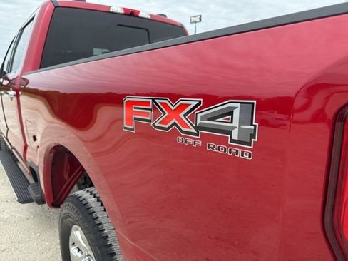 Used 2024 Ford F250 Lariat w/ Lariat Ultimate Package AWD/4WD image 16