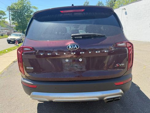 Used 2020 Kia Telluride S w/ S 8 Passenger Seating Package AWD/4WD image 5