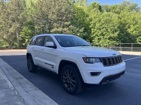 Used 2016 Jeep Grand Cherokee Limited 75th Anniversary image 6