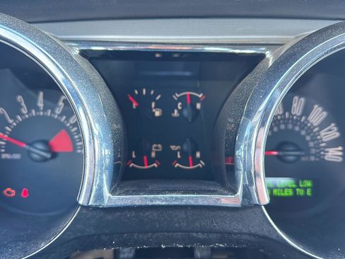 Used 2009 Ford Mustang GT Premium image 22