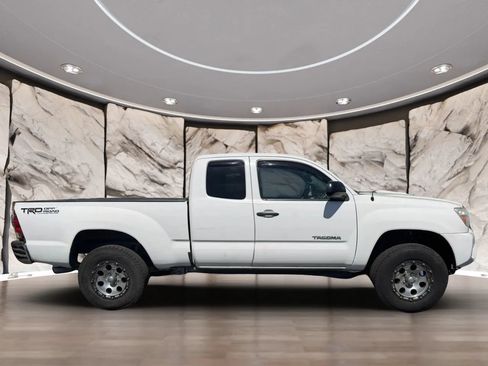 Used 2012 Toyota Tacoma 2WD Access Cab w/ SR5 Pkg image 4