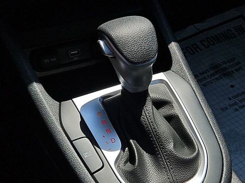 Certified 2024 Kia Forte LXS w/ LXS Technology Package FWD image 15