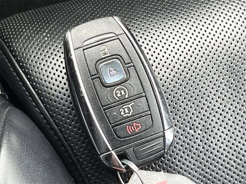 Used 2019 Lincoln Navigator Select image 34