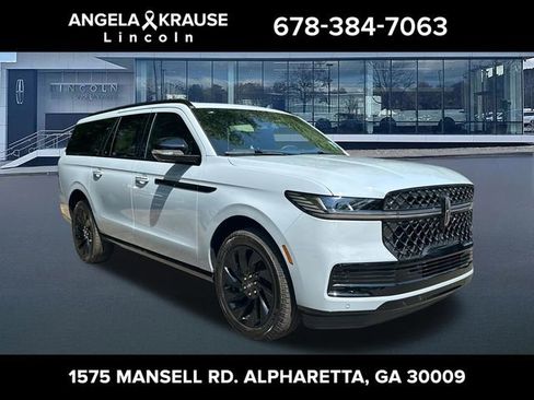 New 2026 Lincoln Navigator L Reserve AWD/4WD image 1