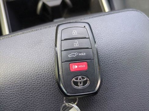 Certified 2026 Toyota 4Runner TRD Off-Road Premium AWD/4WD image 27