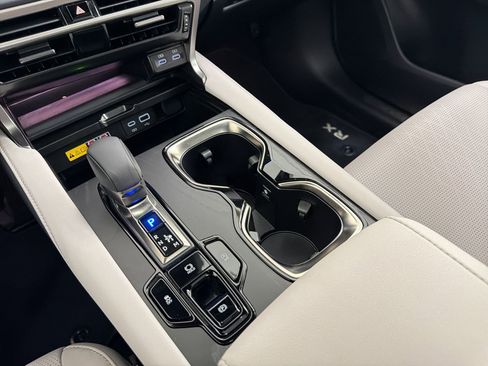Certified 2025 Lexus RX 350 Premium Plus w/ Accessory Package (Z1) image 18