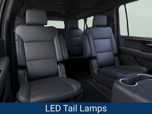 New 2026 Chevrolet Suburban LT w/ Comfort Package image 19