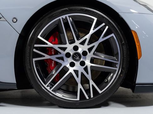 Used 2023 Maserati MC20 Coupe RWD image 19