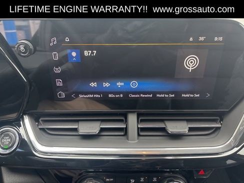 New 2026 Chevrolet Trax RS w/ Sunroof Package FWD image 16