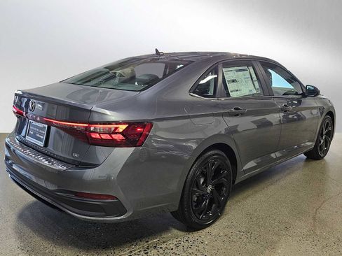 New 2026 Volkswagen Jetta SE image 3