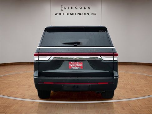 Used 2022 Lincoln Navigator Black Label image 6
