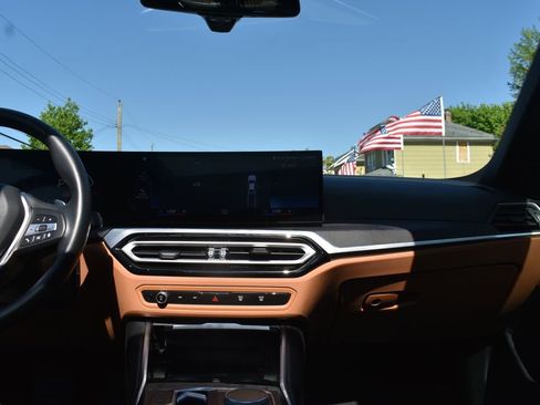 Used 2024 BMW 330i Sedan w/ Convenience Package RWD image 32