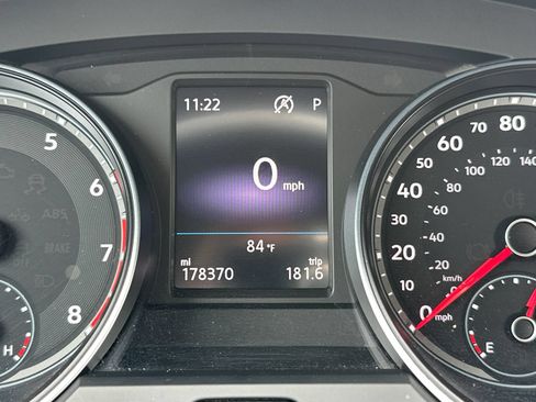 Used 2018 Volkswagen Atlas S FWD image 21