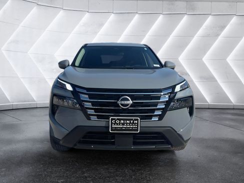 New 2026 Nissan Rogue SV image 2