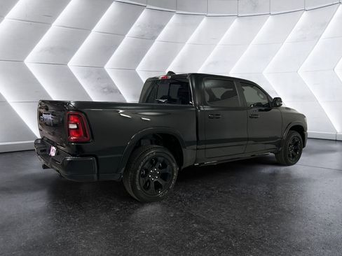 Used 2025 RAM 1500 Big Horn AWD/4WD image 4
