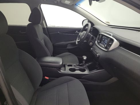 Used 2020 Kia Sorento LX FWD image 21