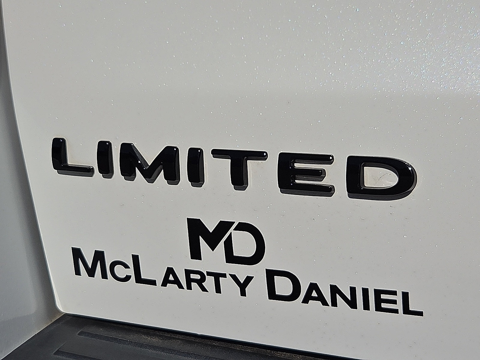 Used 2023 Ford Expedition Limited AWD/4WD image 9
