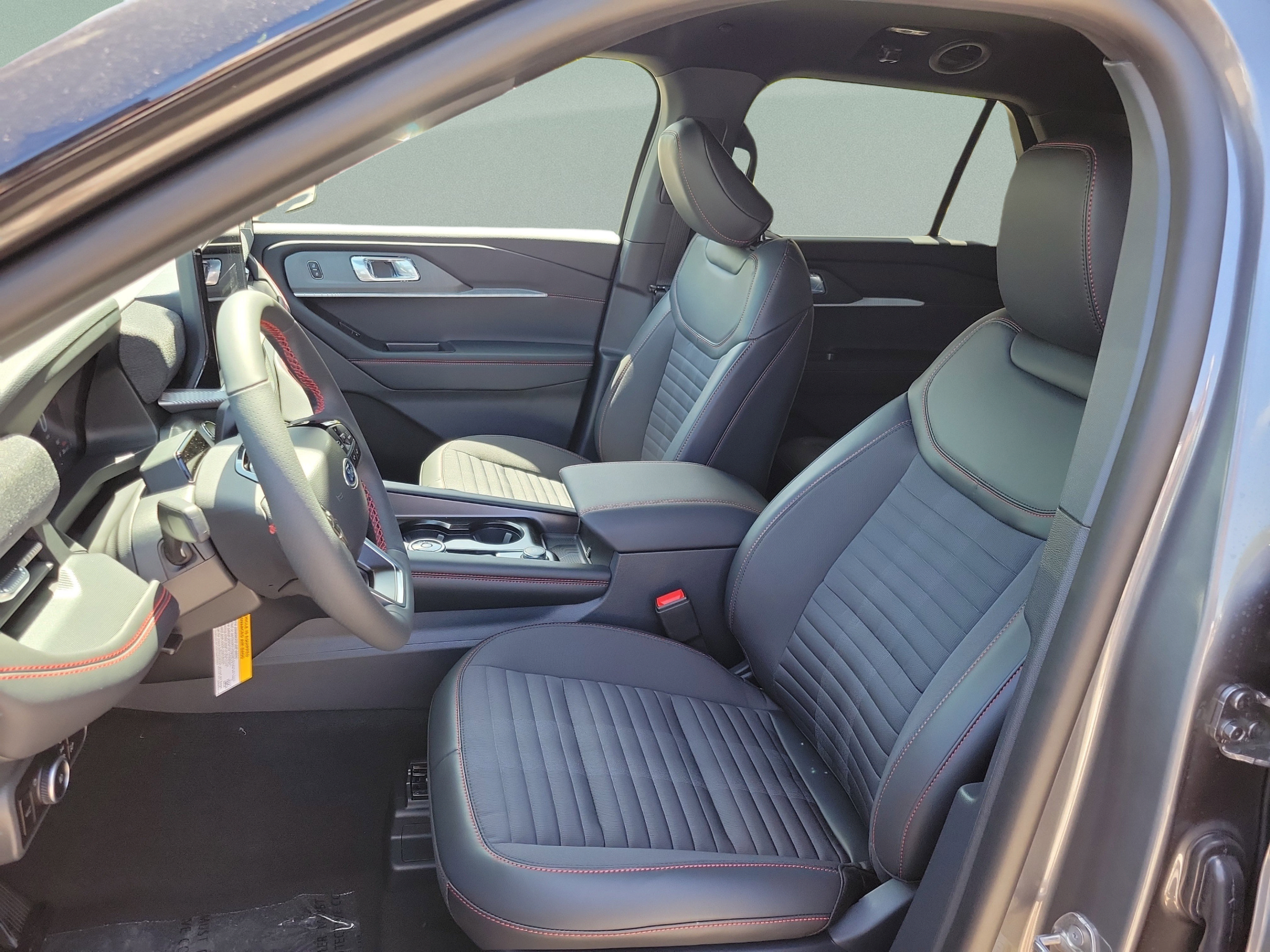New 2026 Ford Explorer ST-Line RWD image 8