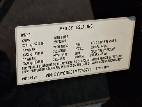 Used 2021 Tesla Model Y Long Range AWD/4WD image 28