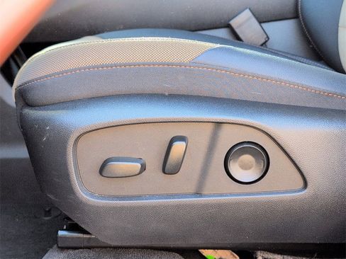 Certified 2025 Chevrolet Equinox ACTIV w/ Safety and Technology Package image 10