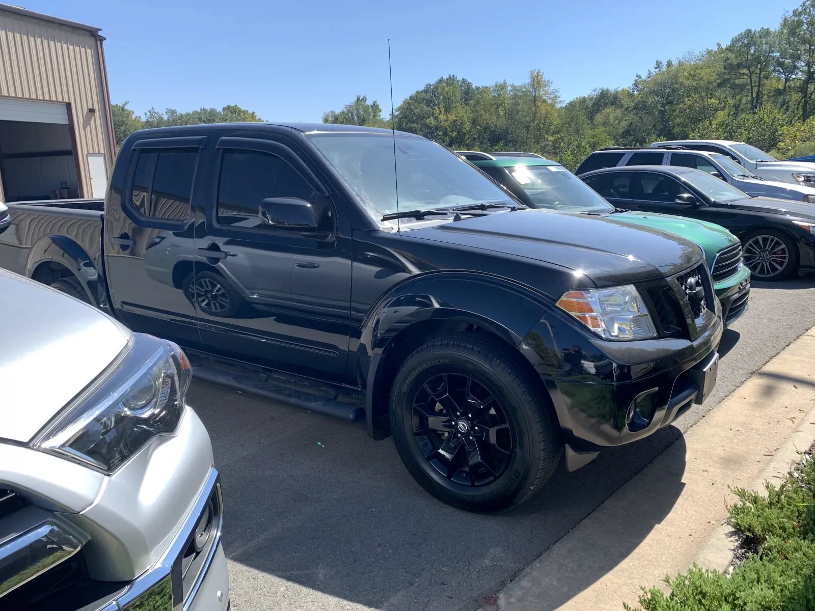 Used 2019 Nissan Frontier SV w/ Value Truck Package RWD image 1