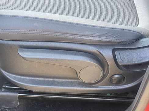 Used 2019 Hyundai Santa Fe SE FWD image 12