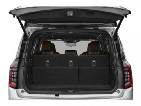 Used 2025 Nissan Armada SL w/ Captain's Chari Seat Package AWD/4WD image 13