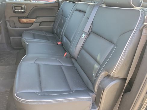 Used 2018 Chevrolet Silverado 1500 High Country image 7