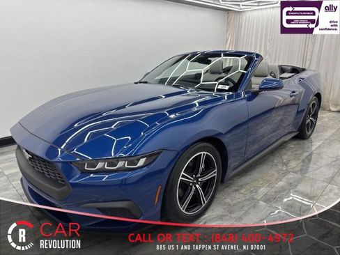 Used 2024 Ford Mustang Premium RWD image 15