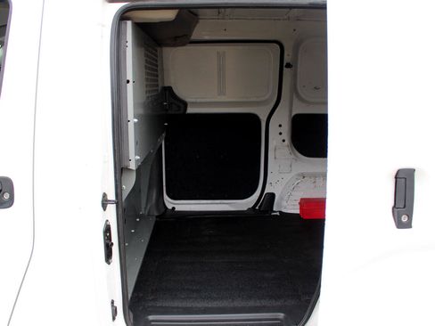Used 2018 Nissan NV200 SV image 24