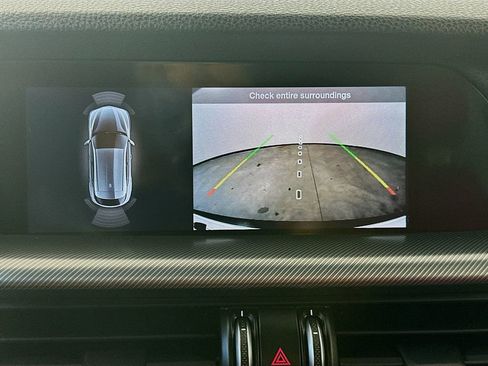 Used 2024 Alfa Romeo Stelvio Veloce image 20