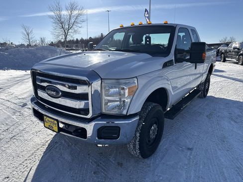 Used 2015 Ford F250 XL w/ Power Equipment Group AWD/4WD image 2