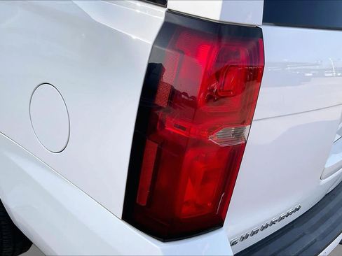 Used 2016 Chevrolet Suburban LT AWD/4WD image 28