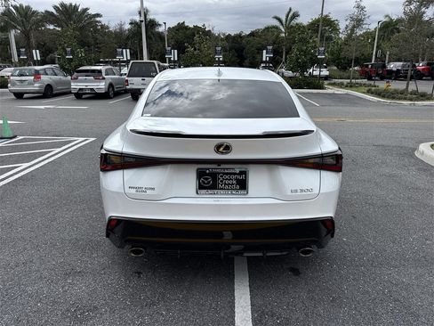 Used 2024 Lexus IS 300 300 image 3