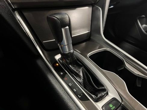 Used 2019 Honda Accord LX image 25