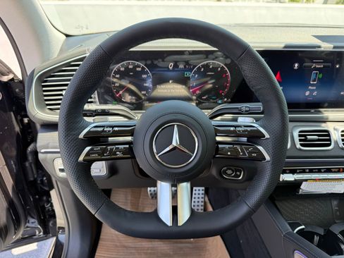 New 2026 Mercedes-Benz GLS 450 4MATIC image 22