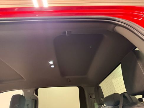 Used 2020 GMC Sierra 1500 Elevation w/ Elevation Value Package image 51