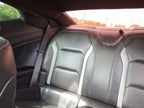 Used 2018 Chevrolet Camaro SS image 18