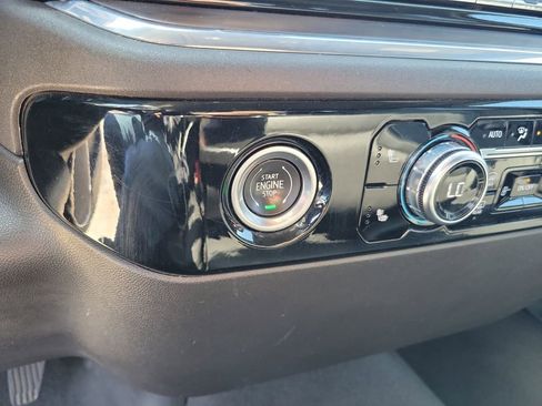 Used 2024 GMC Sierra 1500 SLT RWD image 24
