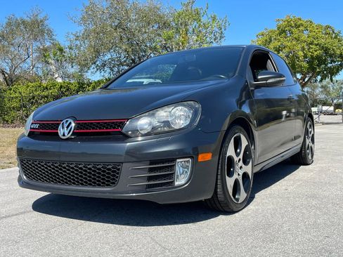 Used 2010 Volkswagen GTI 2.0T 2-Door image 5
