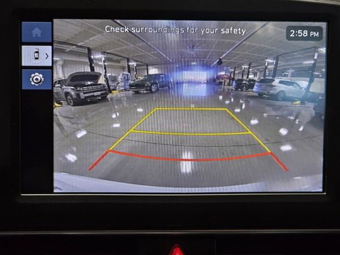 Certified 2025 Hyundai Elantra SE image 26