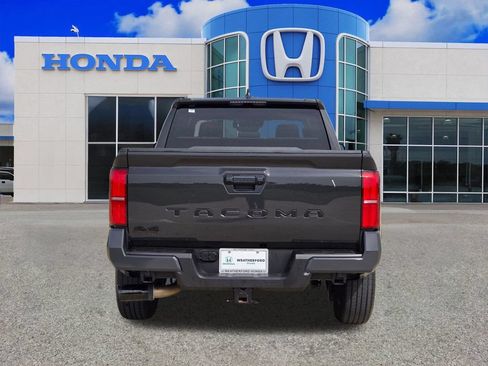 Used 2024 Toyota Tacoma SR5 AWD/4WD image 4