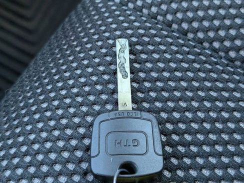 Used 2013 Chevrolet Equinox LT w/ Driver Convenience Package AWD/4WD image 26