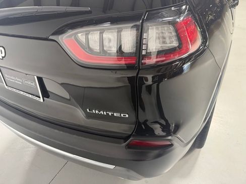 Used 2022 Jeep Cherokee Limited w/ Elite Package AWD/4WD image 14