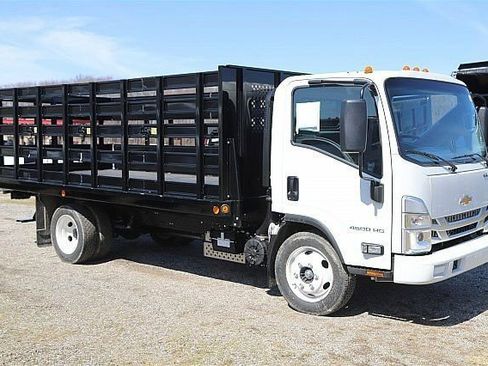 New 2025 Chevrolet Low Cab Forward image 10