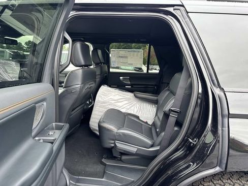 New 2025 Ford Expedition Tremor image 13